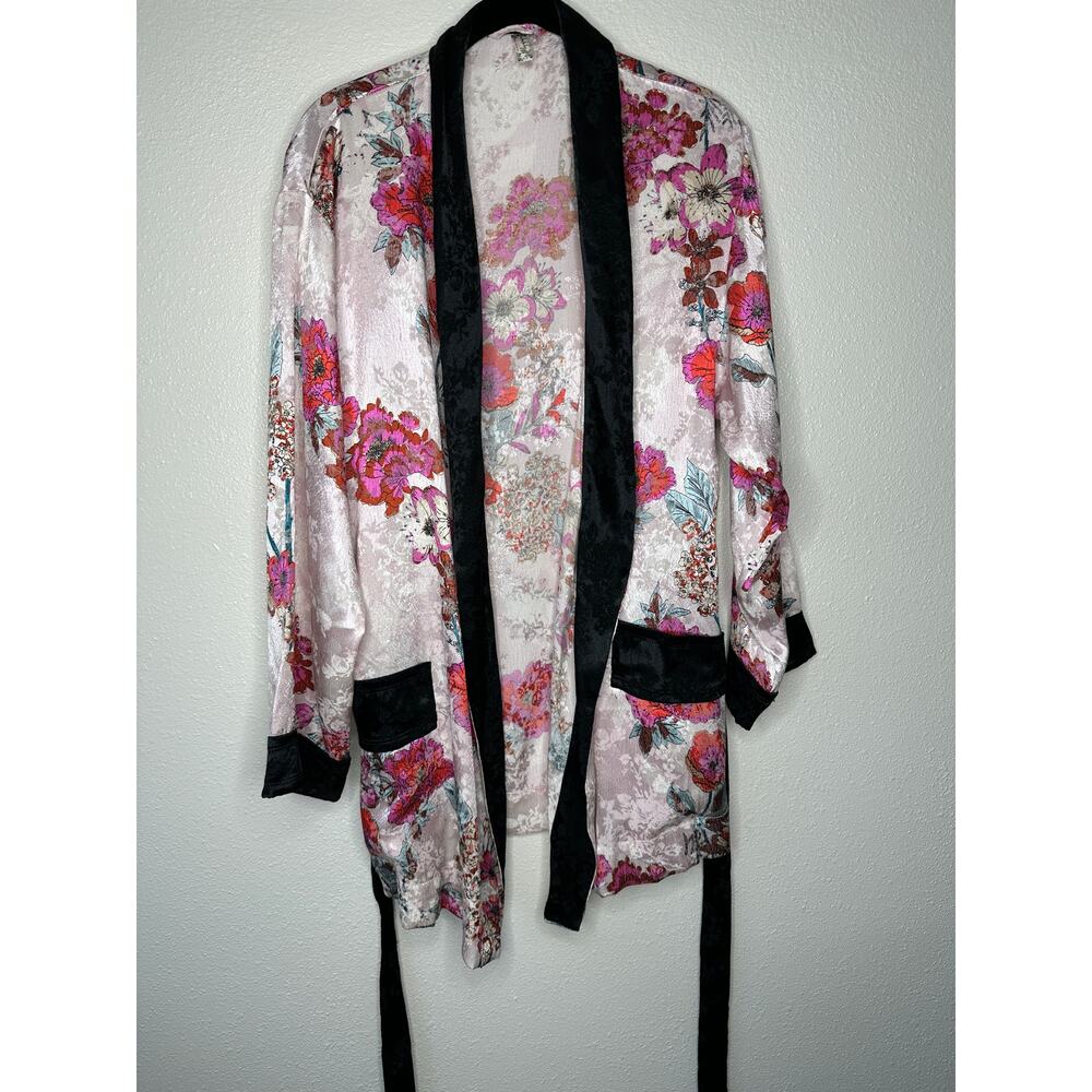 Free People Intimately Pale Pink Cream Multicolor Floral Kimono Bathrobe XS